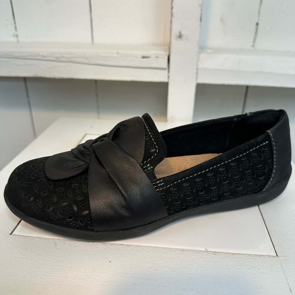 Earth Origins Finley Black Slip Ons Lightweight Loafer Comfort Flats Women’s 6.5 - Picture 6 of 13